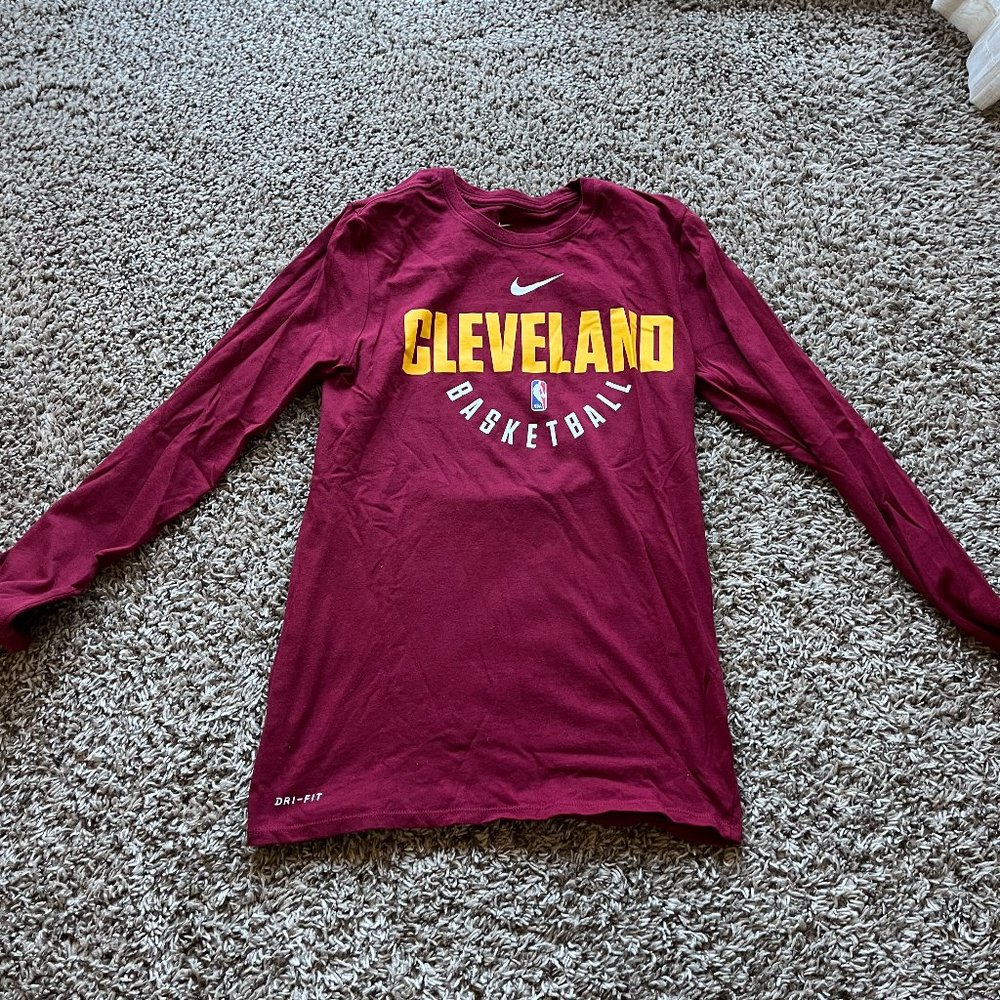 Mens Nike Long Sleeve Cleveland Cavaliers
